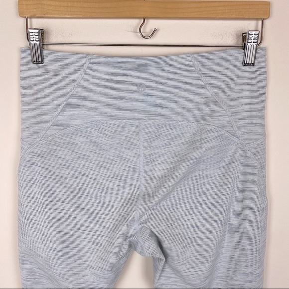 Lululemon Train Times 7/8 Pant 25" - Picture 3 of 7